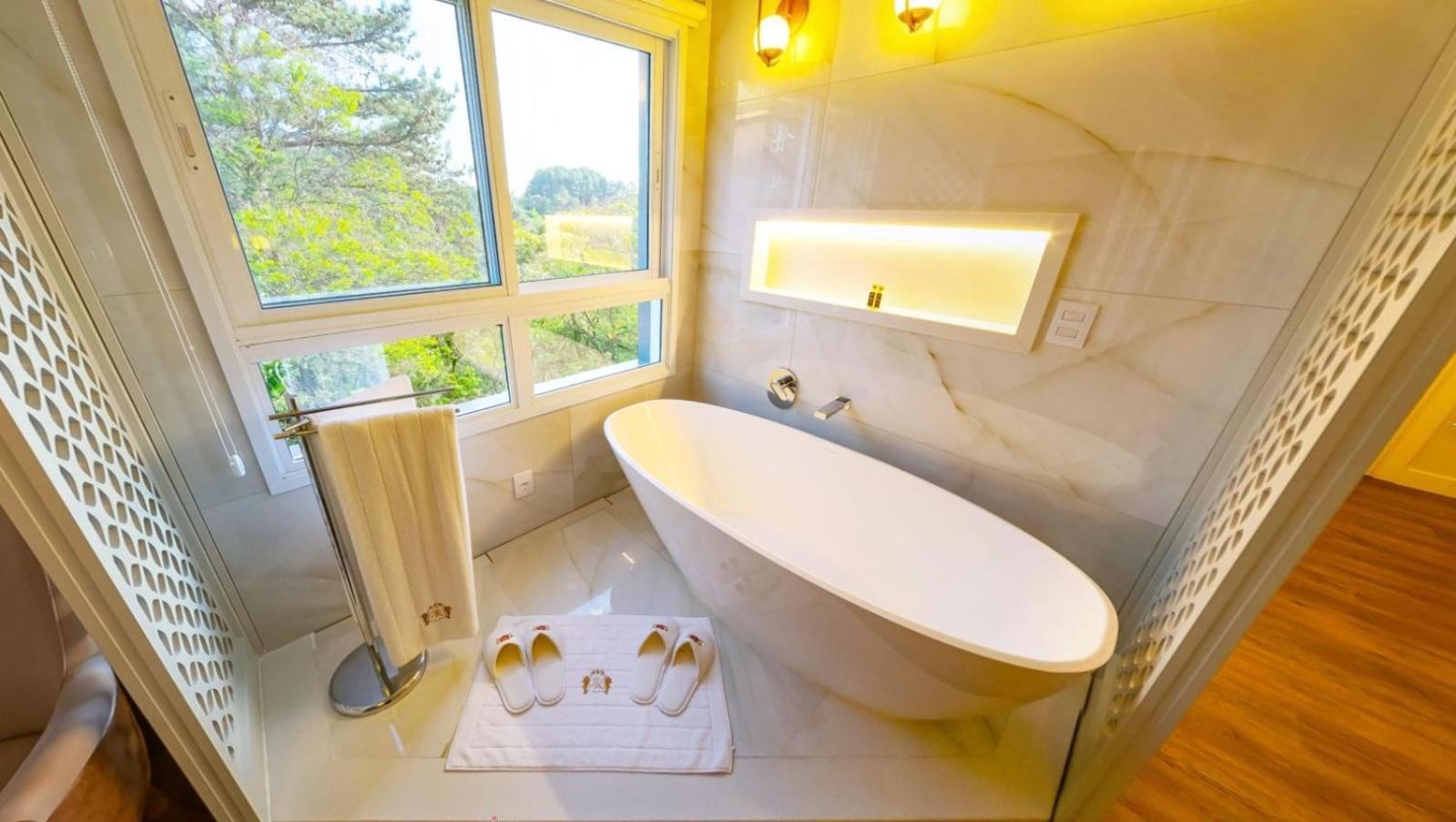 Hotel E Restaurante Giratorio Rf Vision - A Melhor Vista 360 De Gramado Kültér fotó